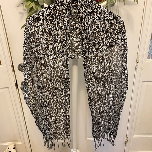 Lightweight Black and White Long Patterned Scarf with Fringe - Picture 1 of 5